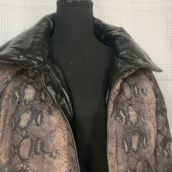 BLANK NYC Reversible Bomber JACKET - Size XS - Black Camo / Solid‎ Black - Picture 7 of 13